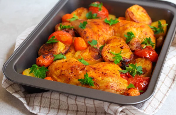 Roast Chicken Legs Potatoes Carrot Tomato — Stock Photo, Image