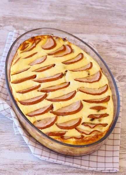 Quark Kaas Gebakken Met Rozijnen Peren — Stockfoto