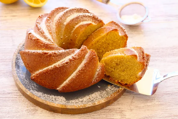 Lemon Bundt Cake Icing Sugar Top Sliced — Stock Photo, Image