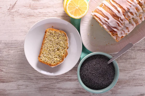 Lemon Poppy Seed Cake Sliced Served — Stock Photo, Image