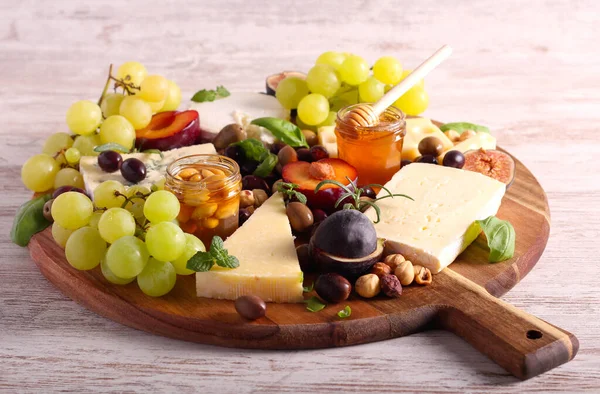 Cheese Board Appetizers Board Assorted Cheese Fruits Honey Nuts Charcuterie — Stock Photo, Image