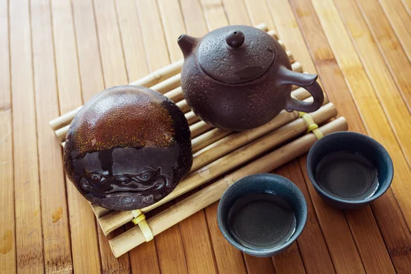 Tea Set Table Bamboo Mat Ceramic Cups —  Fotos de Stock