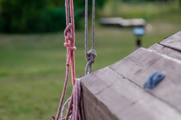 Climbing Stand Simulator Outdoors Ropes Tied Summer Evening Light — Zdjęcie stockowe