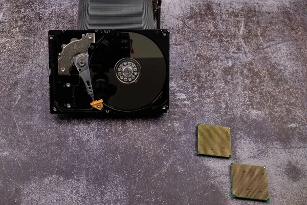 Çimento Sabit Diskler Disk Sürücüler Grafik Denetleyiciler Mikro Çipler Pervaneler — Stok fotoğraf