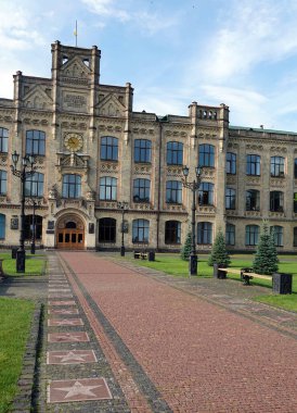 Kiev, Ukrayna 6 Temmuz 2021: Ukrayna Ulusal Teknik Üniversitesi 'nin inşaatı - Kiev Politeknik Enstitüsü adını Kiev şehrinde Sikorsky' den almıştır.