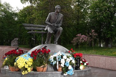 Kiev, Ukrayna 15 Mayıs 2021: Kiev 'deki Kiev Dinamo futbol takımının maharetli teknik direktörüne Ukrayna' nın müteşekkir insanlarından bir anıt