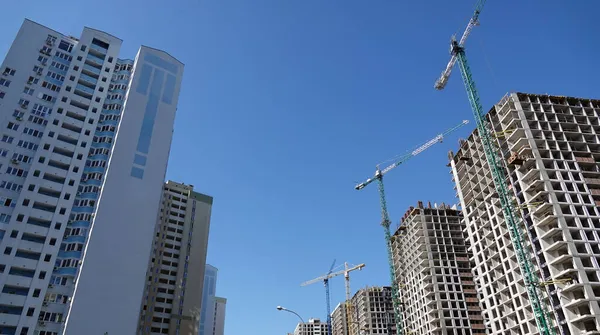 Киев Україна Липня 2021 Вежа Будівельних Кранів Будівництві Висотних Будівель — стокове фото