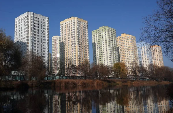 Kiev Ukraine November 2021 New High Rise Buildings Pond City — стокове фото