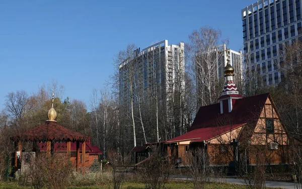Kiev Ukraine November 2021 New High Rise Buildings Church City — Stockfoto