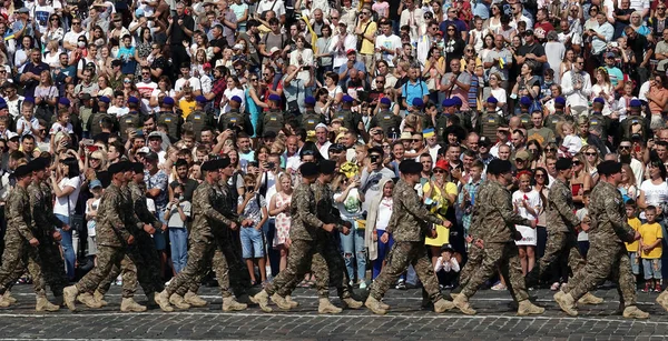Kijev Ukrajna Augusztus 2021 Egy Oszlop Grúz Katonák Menetel Ünneplés — Stock Fotó