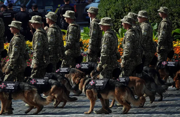 Kiev Ucraina Agosto 2021 Colonne Soldati Delle Forze Militari Dell — Foto Stock