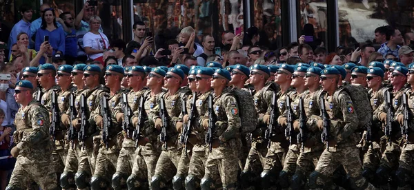 Kiev Oekraïne Augustus 2021 Kolommen Soldaten Van Strijdkrachten Van Oekraïne — Stockfoto