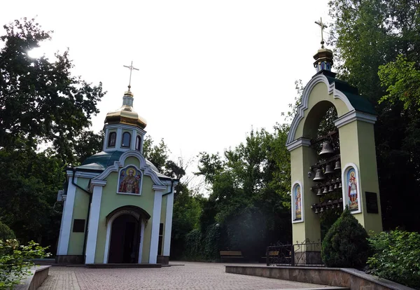 Kyjev Ukrajina Července 2021 Kostel Mikuláše Arcibiskupa Mira Lycijského Diváka — Stock fotografie