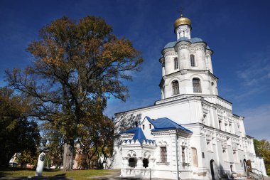 Chernihiv, Ukrayna 7 Ekim 2021: Chernigov Ukrayna 'da Chernihiv Koleji ortaokulu ve yüksek ruhsal eğitim