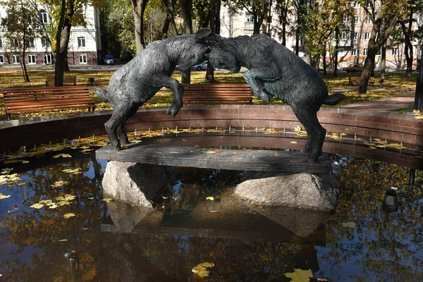 Chernihiv Ukraine October 2021 Monument Fountain Two Goats Butt Heads — Stok fotoğraf