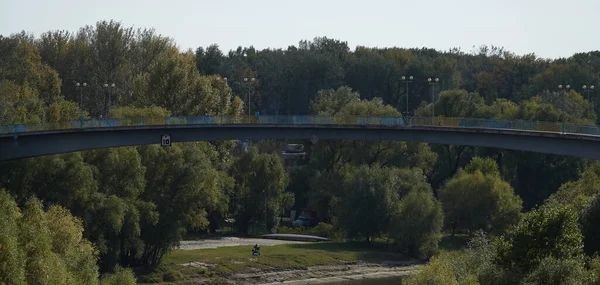 Chernihiv Ucrânia Outubro 2021 Ponte Pedonal Centro Cidade Chernihiv Ucrânia — Fotografia de Stock