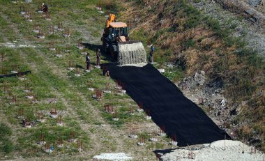 Kyiv, Ukrayna 28 Temmuz 2020 Sıfır Döngü şantiyesi, Kyiv 'deki su geçirmezlik ve inşaata hazırlık