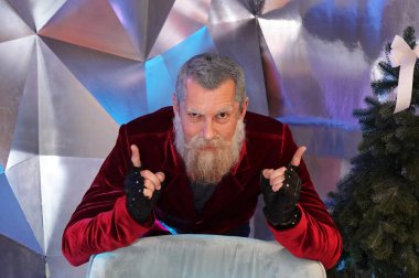 Havalı Noel Baba ve Rock 'n Roll Noel Baba