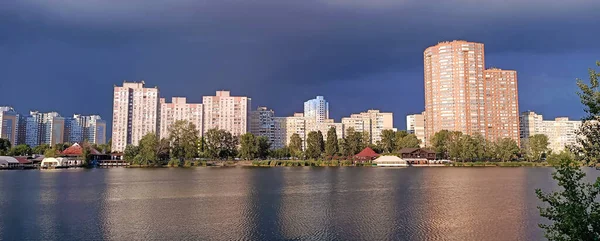 Kyiv Ukraine July 2022 Buildings Quarters City Sunset — стоковое фото