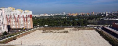 Kyiv, Ukrayna 28 Temmuz 2020 Kyiv 'deki büyük bir eğlence merkezinin sıfır döngüsü şantiyesi