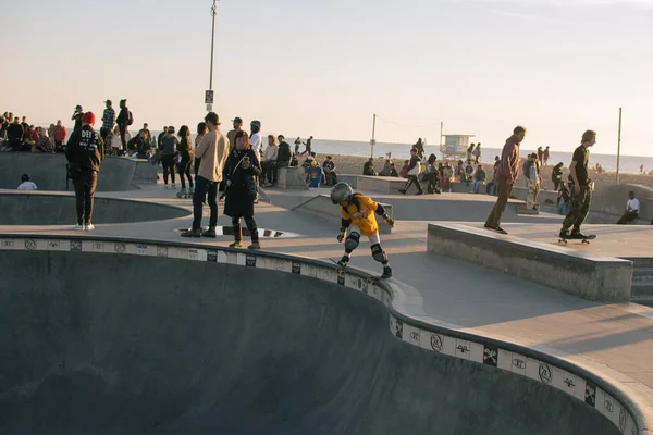 Straßenfotografie Vom Venice Beach Skatepark Los Angeles Kalifornien Vereinigte Staaten — Stockfoto