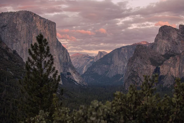 Höstlandskap Från Yosemite National Park Kalifornien Usa Högkvalitativt Foto — Stockfoto