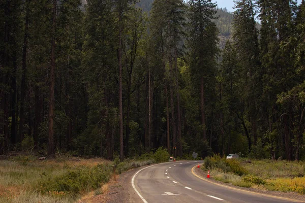 Jesienny Krajobraz Parku Narodowego Yosemite Kalifornia Stany Zjednoczone Wysokiej Jakości — Zdjęcie stockowe