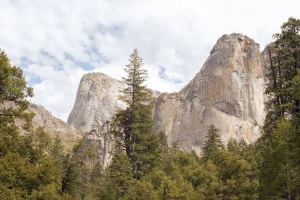 Paisaje Otoñal Del Parque Nacional Yosemite California Estados Unidos Foto — Foto de Stock