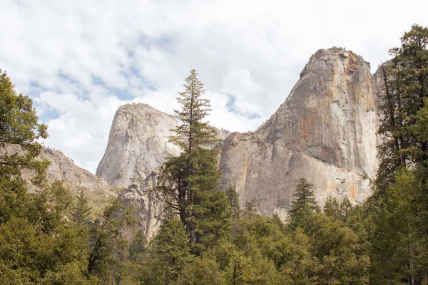 Yosemite Ulusal Parkı Kaliforniya Abd Den Sonbahar Manzarası Yüksek Kalite — Stok fotoğraf