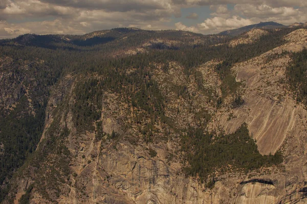 Paysage naturel automnal du parc national Yosemite, Californie, États-Unis — Photo