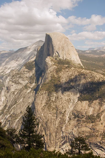 Autumnal natural landscape from Yosemite National Park, California, United States — Stock Photo, Image