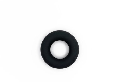 El genişletici simülatör halkası beyaz arkaplanda izole edildi. Eğitimli eller, bilekler, sıkıştırma kuvvetleri için simülatör. Yüksek kalite fotoğraf