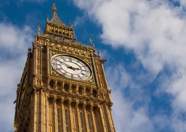 Detail of the clock tower in london — Stock Photo, Image