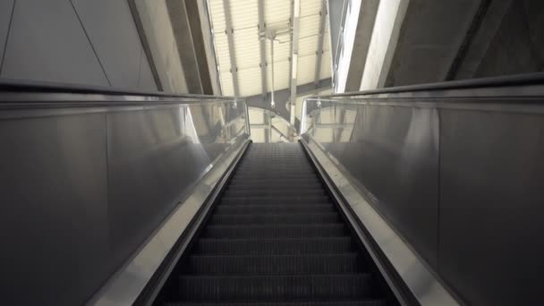 Pasarela Móvil Acera Móvil Pavimento Móvil Viajero Escaleras Mecánicas Horizontales — Vídeos de Stock