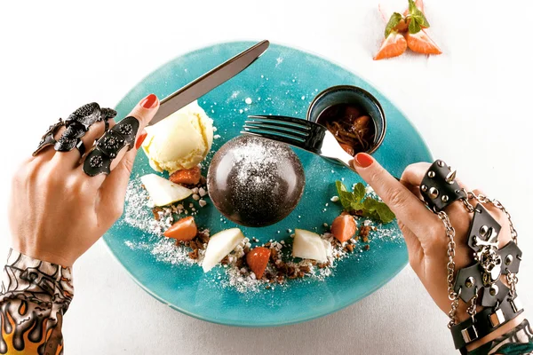 Chocolate dessert and ice cream — Stock Photo, Image