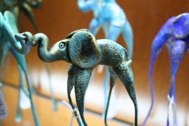 Elefantenfigur