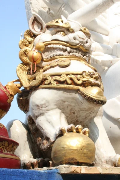 Drachenfigur weiss ouro — Fotografia de Stock