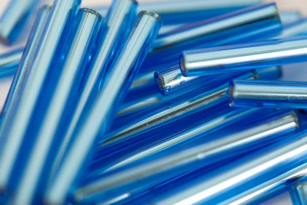 Lange Glasperlen blau