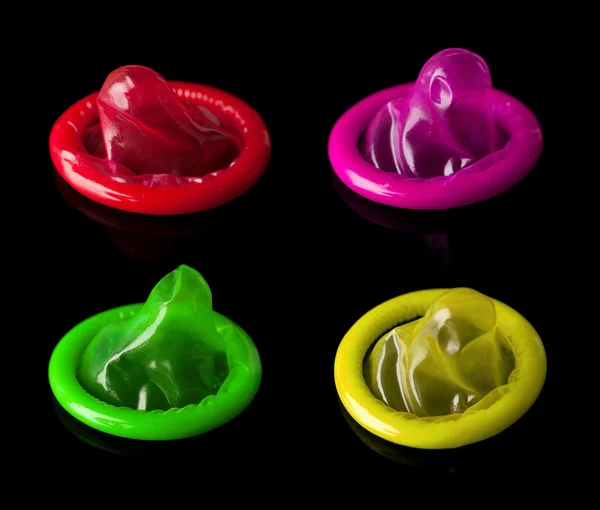Bunte Kondome — Stockfoto