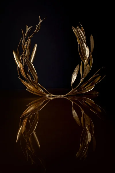 Golden Olive Wreath — Stock Photo, Image