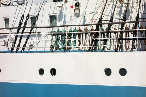 Segelschiff mir — Stockfoto