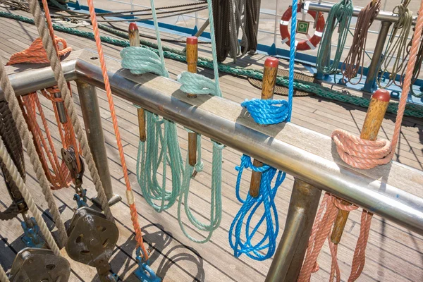 Elementos de equipamiento de un yate —  Fotos de Stock