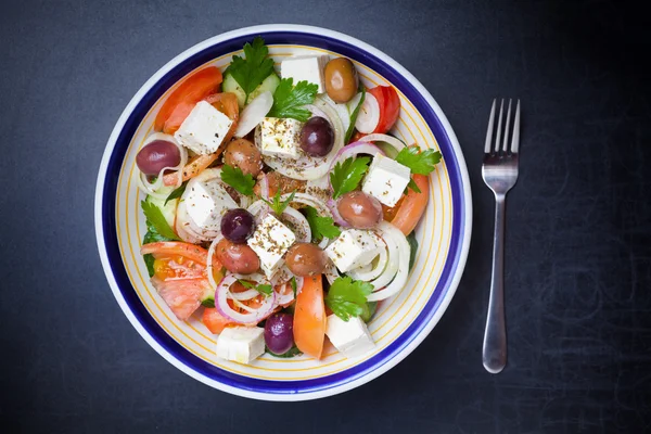 Traditioneller griechischer Dorfsalat — Stockfoto