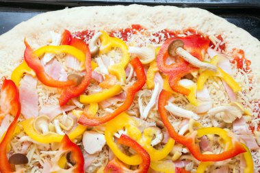 çiğ çiğ pizza pasta