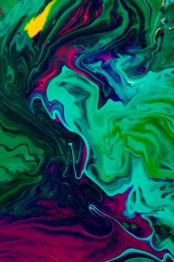 Ojenin güzel sıvı dokusu. Yeşil ve mor renkler. Fotokopi ile renklendirilmiş arka plan. Akışkan sanat, dökme boya teknikleri..