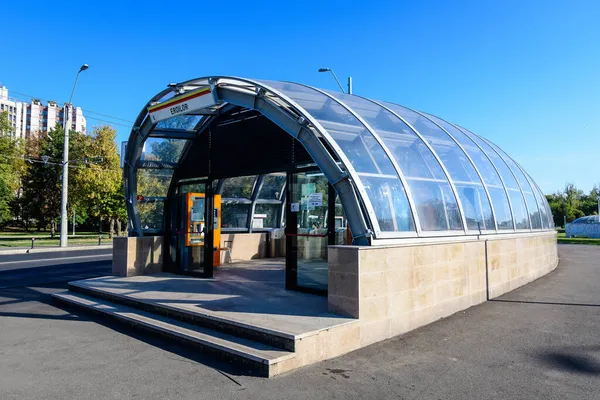 Bucharest Romania September 2021 Main Entry New Eroilor Metro Station — Stock Photo, Image