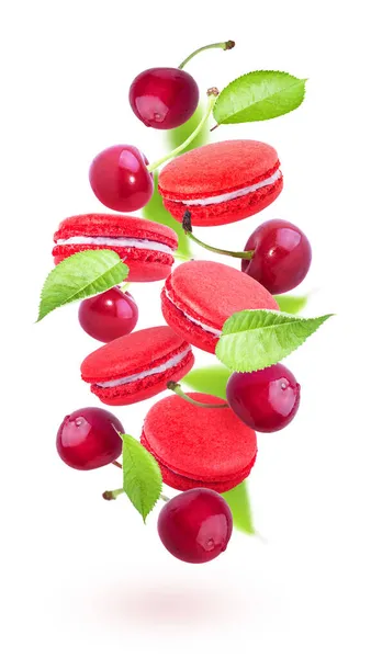 Cherry Makaroner Isolerad Vit Bakgrund Körsbär Med Blad — Stockfoto
