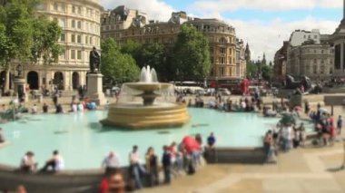 Londra şehir yaya trafiğinde kaydırma