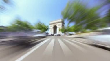 Zaman atlamalı klip sürüş Paris şehri