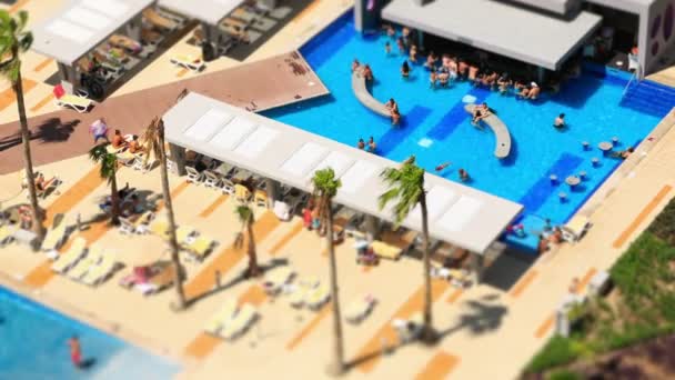 Meksika'da bir otelde havuz — Stok video